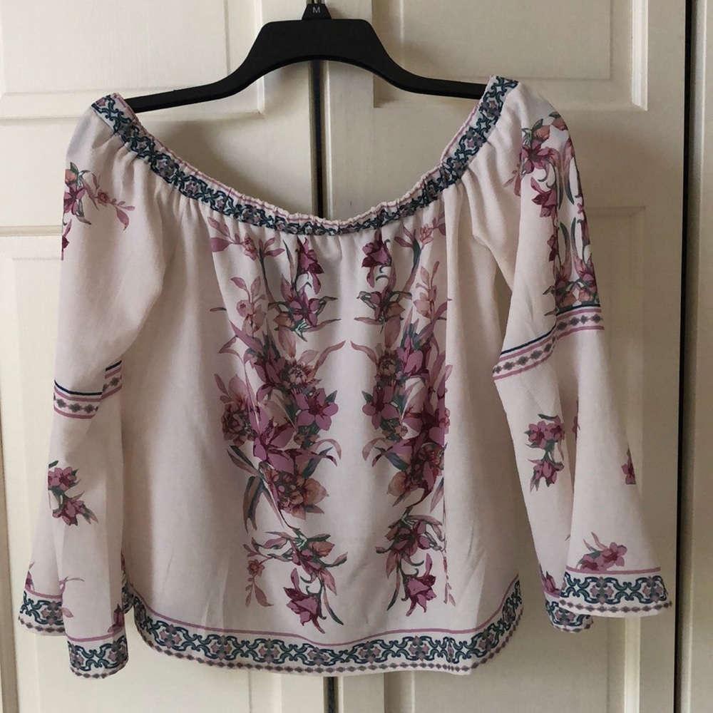 Francesca’s Floral Off the Shoulder Top
